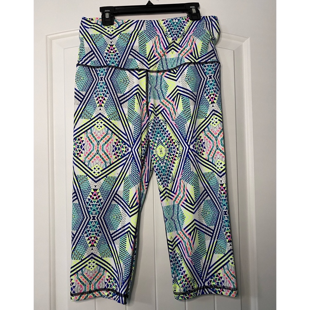 Victoria Secret VSX Sport Crop Knockout Active Leggings
